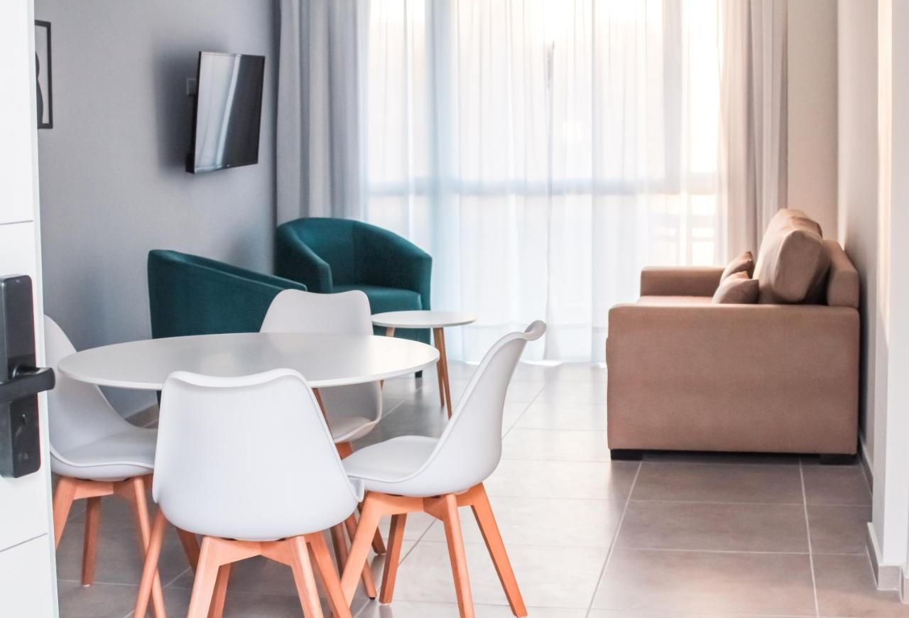 Cq Mitre Aparthotel Puerto Madryn Kültér fotó